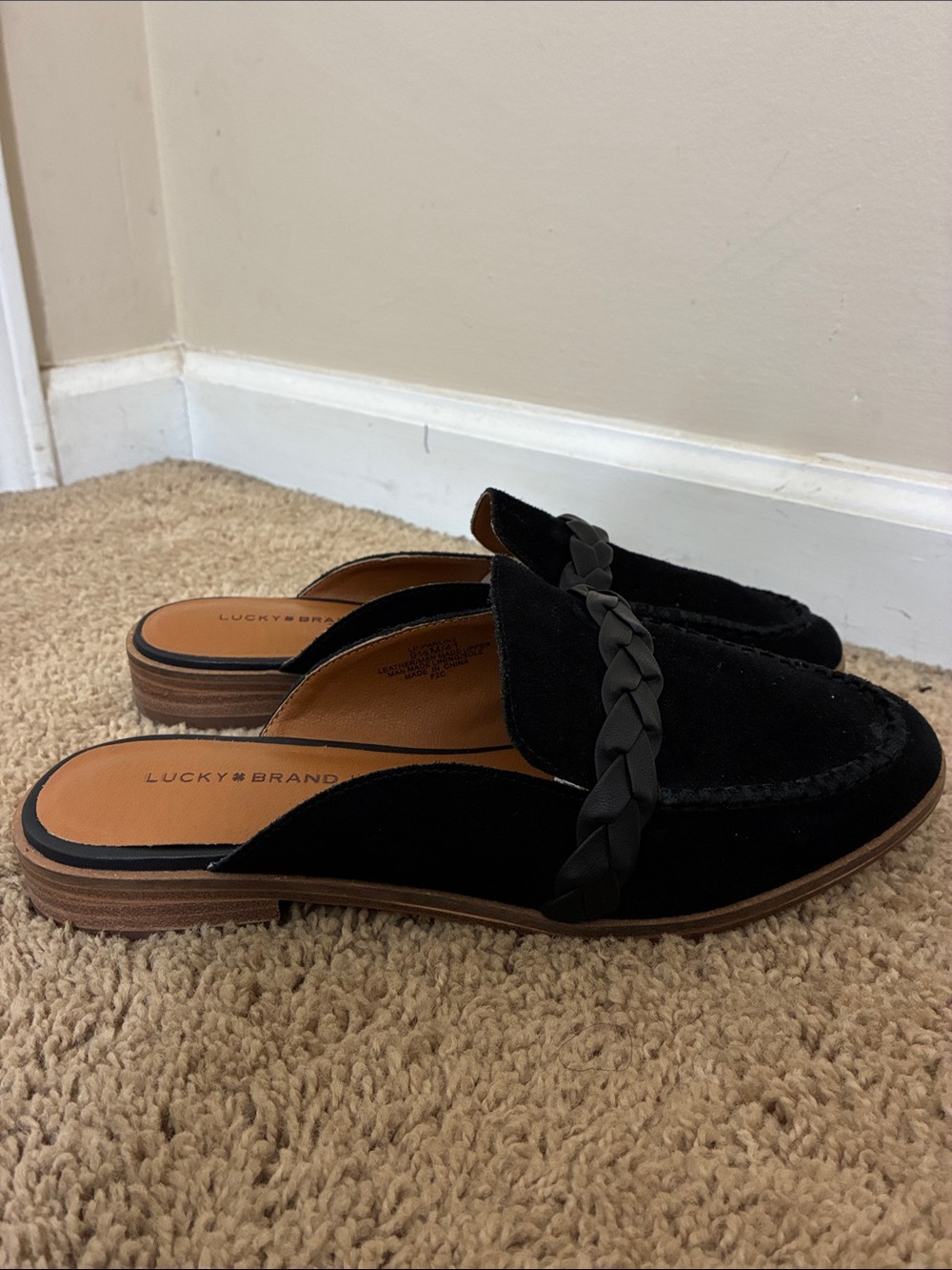 Lucky Brand Panlin2 Slip-On Mules Black Suede Braided Detail Womens 8.5 Classic